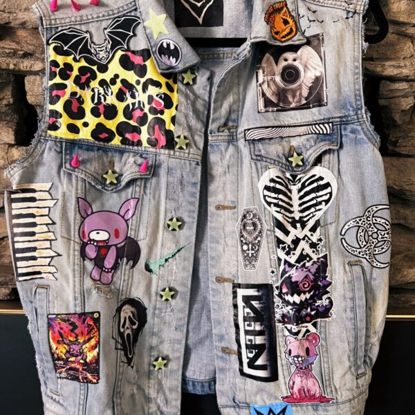 PUNK AF SPIKED SUMMER VEST SIZS M-L 1:1